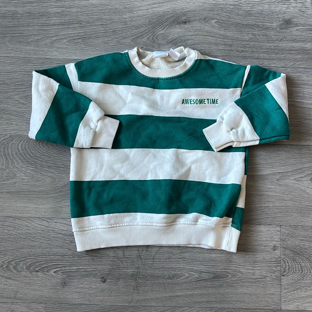 Zara sweatshirt (3 for $25🎁)